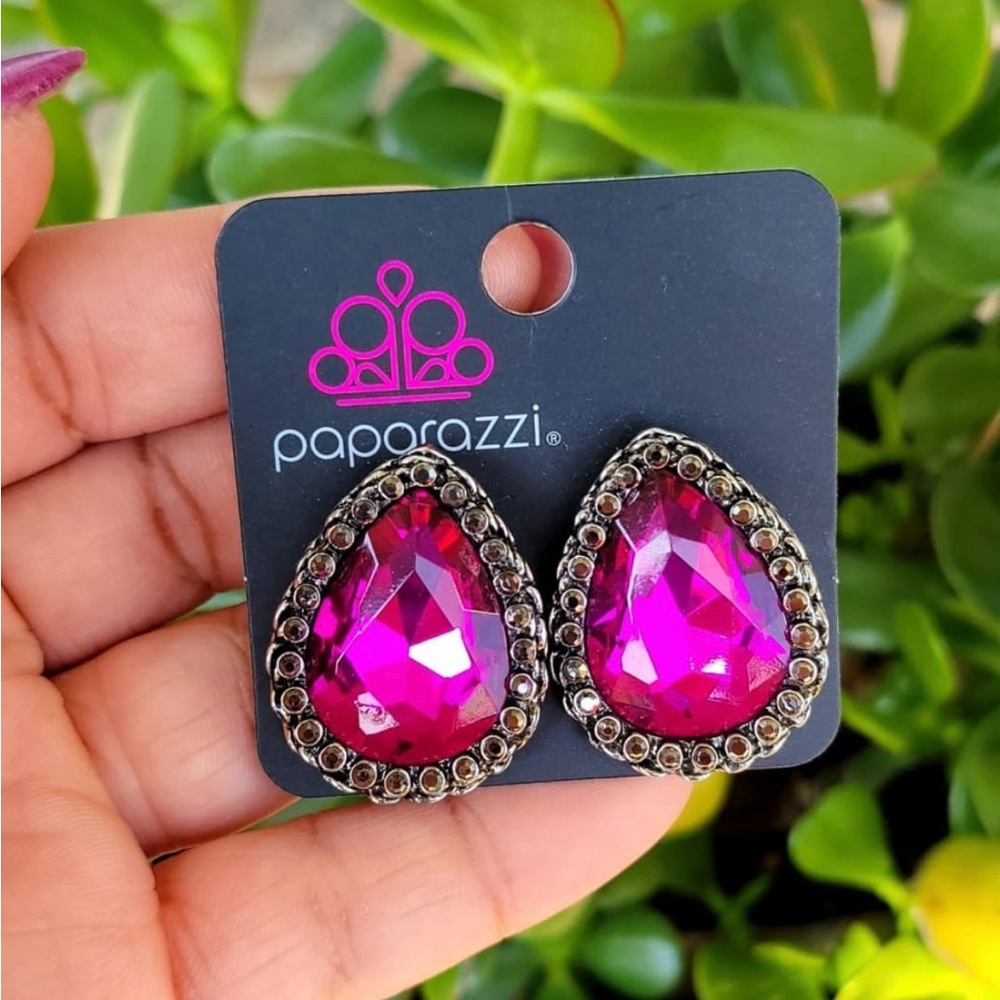 Paparazzi Fuchsia Teardrop Earrings